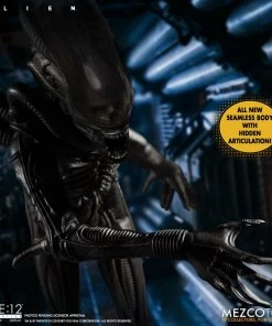 Mezco Toys ONE:12 Collective - Alien 24 Mezco Toys ONE:12 Collective - Alien