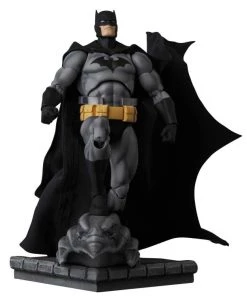 MAFEX No.126 - Batman: HUSH (Black Ver.) Comics