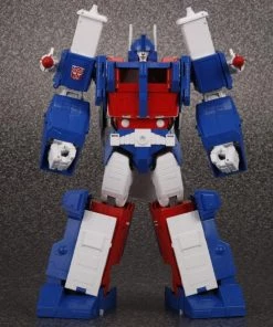 Takara Tomy Transformers Masterpiece MP-22 Autobot City Commander Ultra Magnus