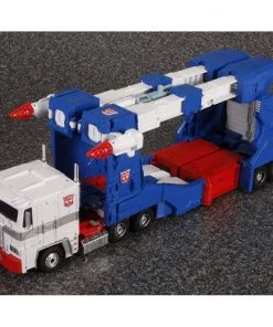 Takara Tomy Transformers Masterpiece MP-22 Autobot City Commander Ultra Magnus