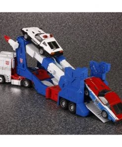 Takara Tomy Transformers Masterpiece MP-22 Autobot City Commander Ultra Magnus