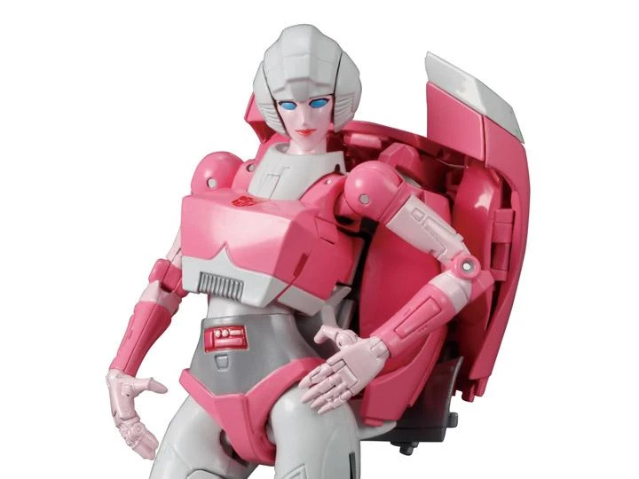 Takara Tomy Transformers Masterpiece MP-51 Arcee 11 Takara Tomy Transformers Masterpiece MP-51 Arcee