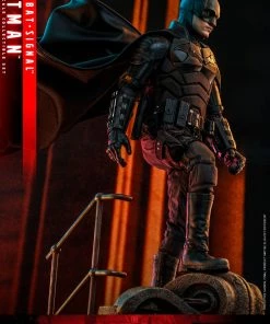 Pre-Orders Hot Toys Movie Masterpiece 1/6 Scale Figure - The Batman - Batman & Bat Signal