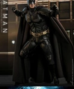 Hot Toys Movie Masterpiece 1/6 Scale Figure - The Dark Knight Rises - Batman New Arrivals 25 Hot Toys Movie Masterpiece 1/6 Scale Figure - The Dark Knight Rises - Batman New Arrivals