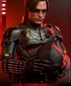 Pre-Orders Hot Toys Movie Masterpiece 1/6 Scale Figure - The Batman - Batman