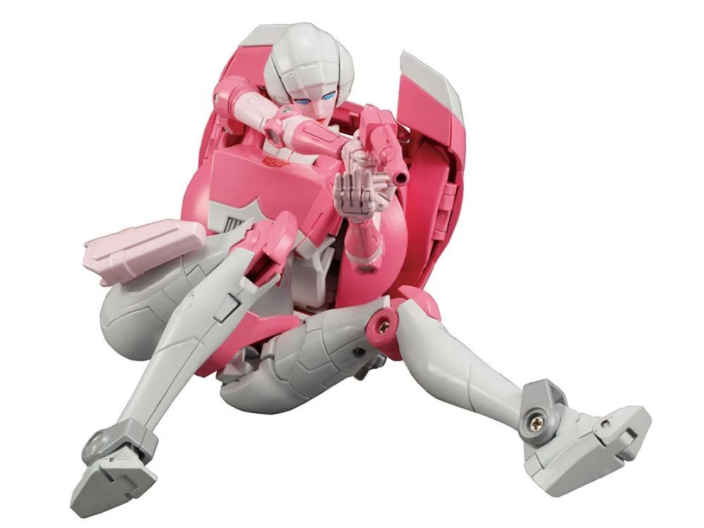 Takara Tomy Transformers Masterpiece MP-51 Arcee 12 Takara Tomy Transformers Masterpiece MP-51 Arcee
