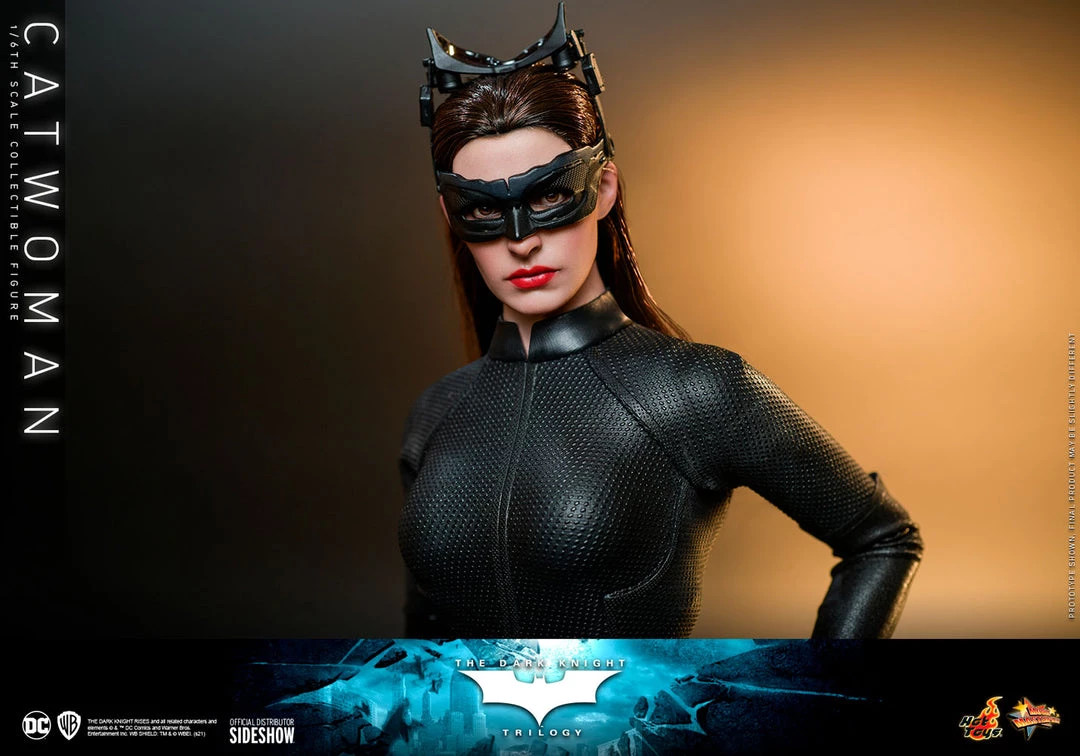 Hot Toys Movie Masterpiece 1/6 Scale Figure - Catwoman (The Dark Knight Trilogy) 14 Hot Toys Movie Masterpiece 1/6 Scale Figure - Catwoman (The Dark Knight Trilogy)