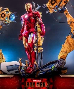 Pre-Orders Hot Toys Quarter Scale Series Diecast - Iron Man Mark IV With Suit-Up Gantry (Deluxe)