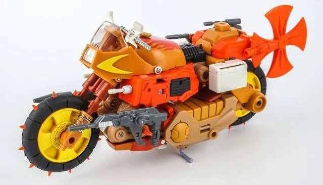 Transformers KFC E.A.V.I. Metal Phase Six: Crash Hog 9 Transformers KFC E.A.V.I. Metal Phase Six: Crash Hog