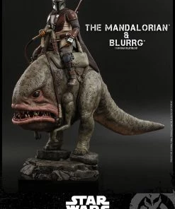 Pre-Orders Hot Toys - Mandalorian™ & Blurrg™ Sixth Scale Figure Set (The Mandalorian)