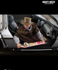 Pre-Orders Hot Toys 1/6 Scale Figure - Back To The Future Part III - Marty McFly