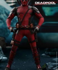 Hot Toys Movie Masterpiece 1/6 Scale Figure - Deadpool 2 Comics