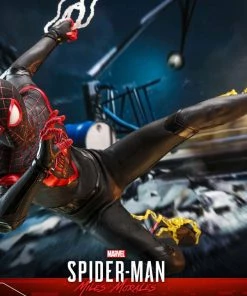 Hot Toys Video Game Masterpiece 1/6 Scale Figure - Miles Morales (Marvel’s Spider-Man: Miles Morales) New Arrivals 44 Hot Toys Video Game Masterpiece 1/6 Scale Figure - Miles Morales (Marvel’s Spider-Man: Miles Morales) New Arrivals