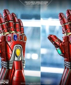 Hot Toys Movie Masterpiece 1/1 Scale Life-Size Replica - Nano Gauntlet (Avengers: Endgame) Comics 18 Hot Toys Movie Masterpiece 1/1 Scale Life-Size Replica - Nano Gauntlet (Avengers: Endgame) Comics