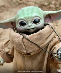 Hot Toys - The Mandalorian - The Child Life Size Figure Star Wars