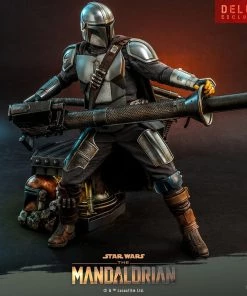 New Arrivals Hot Toys The Mandalorian™ And The Child / Grogu™ (Deluxe Version) - 1/4 Scale