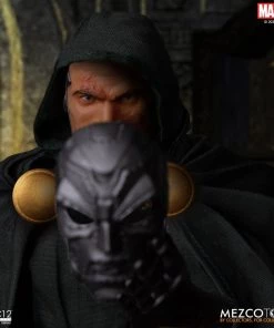 Mezco Toys ONE:12 Collective - Marvel Universe Doctor Doom